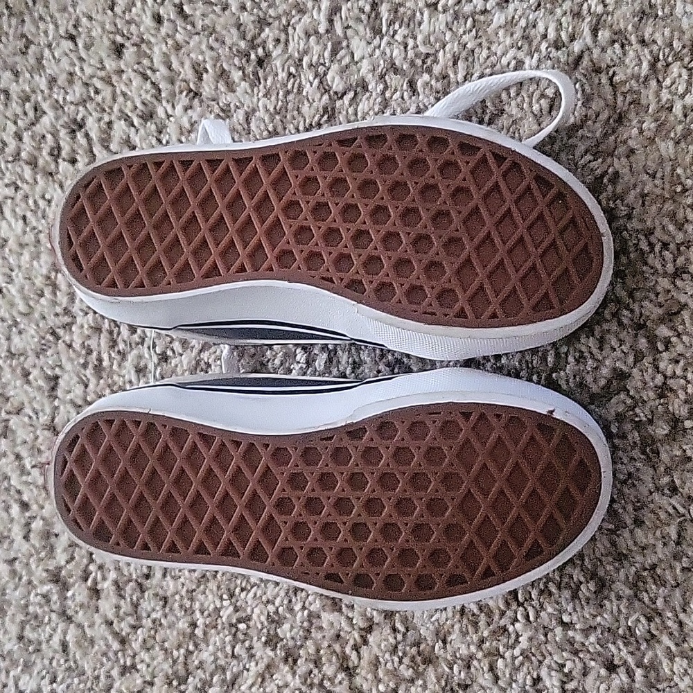 Vans - Picture 3 of 3